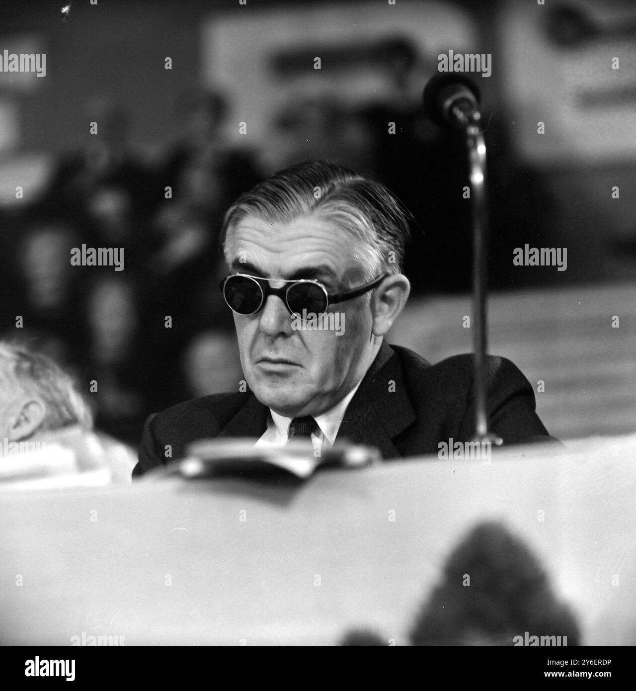 RICHARD CROSSMAN AUF DER LABOUR PARTY KONFERENZ IN BRIGHTON ; 1. OKTOBER 1962 Stockfoto