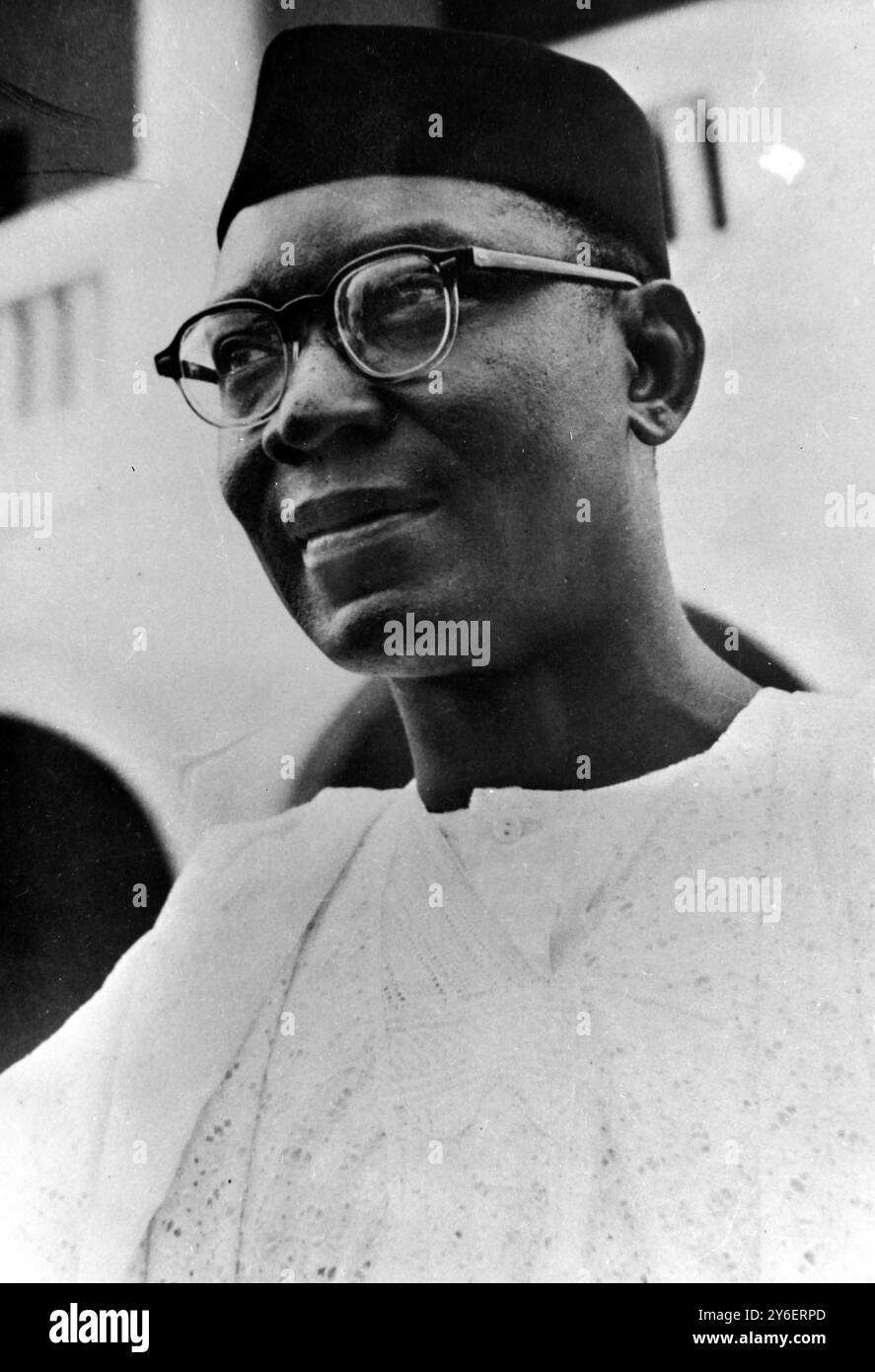 NANDI AZIKIWE - MINISTER, MITGLIED DER OSTNIGERIANISCHEN REGIERUNG / ; 28. SEPTEMBER 1962 Stockfoto