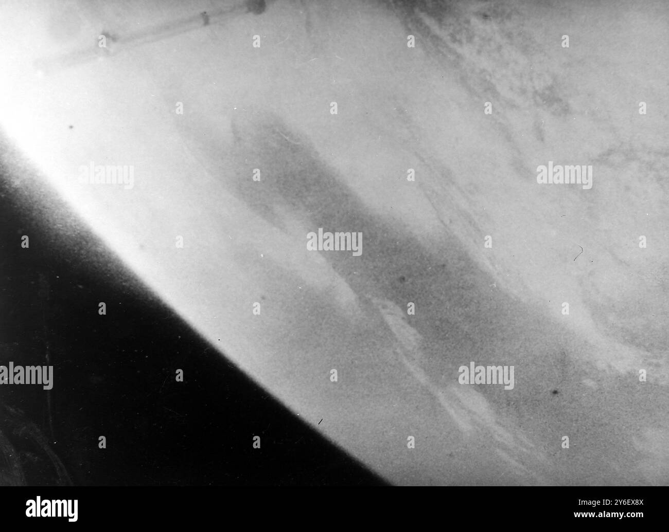 DIE ERDKRÜMMUNG IM SINNE DES SOWJETISCHEN KOSMONAUTEN POPOWITSCH; 7. SEPTEMBER 1962 Stockfoto