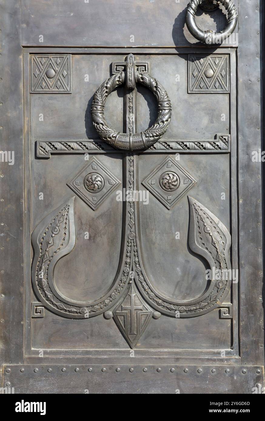 Anker, Detail des Eingangs in der Marinekathedrale, Kronstadt St. petersburg Stockfoto