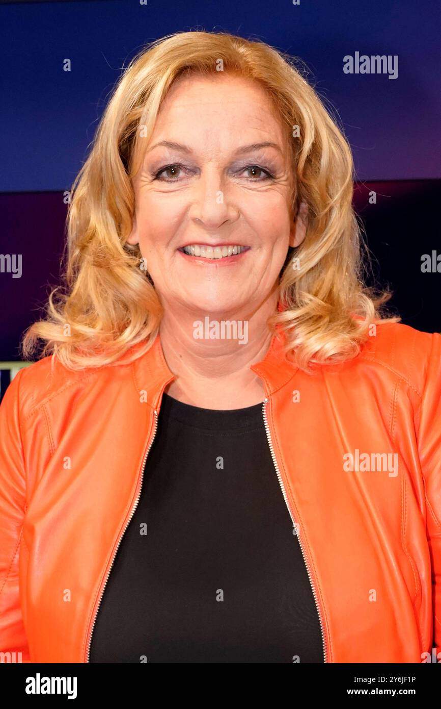 Bettina Tietjen In Der ARD Talkshow Maischberger Im Studio Berlin bettina-tietjen-in-der-ard-talkshow-maischberger-im-studio-berlin