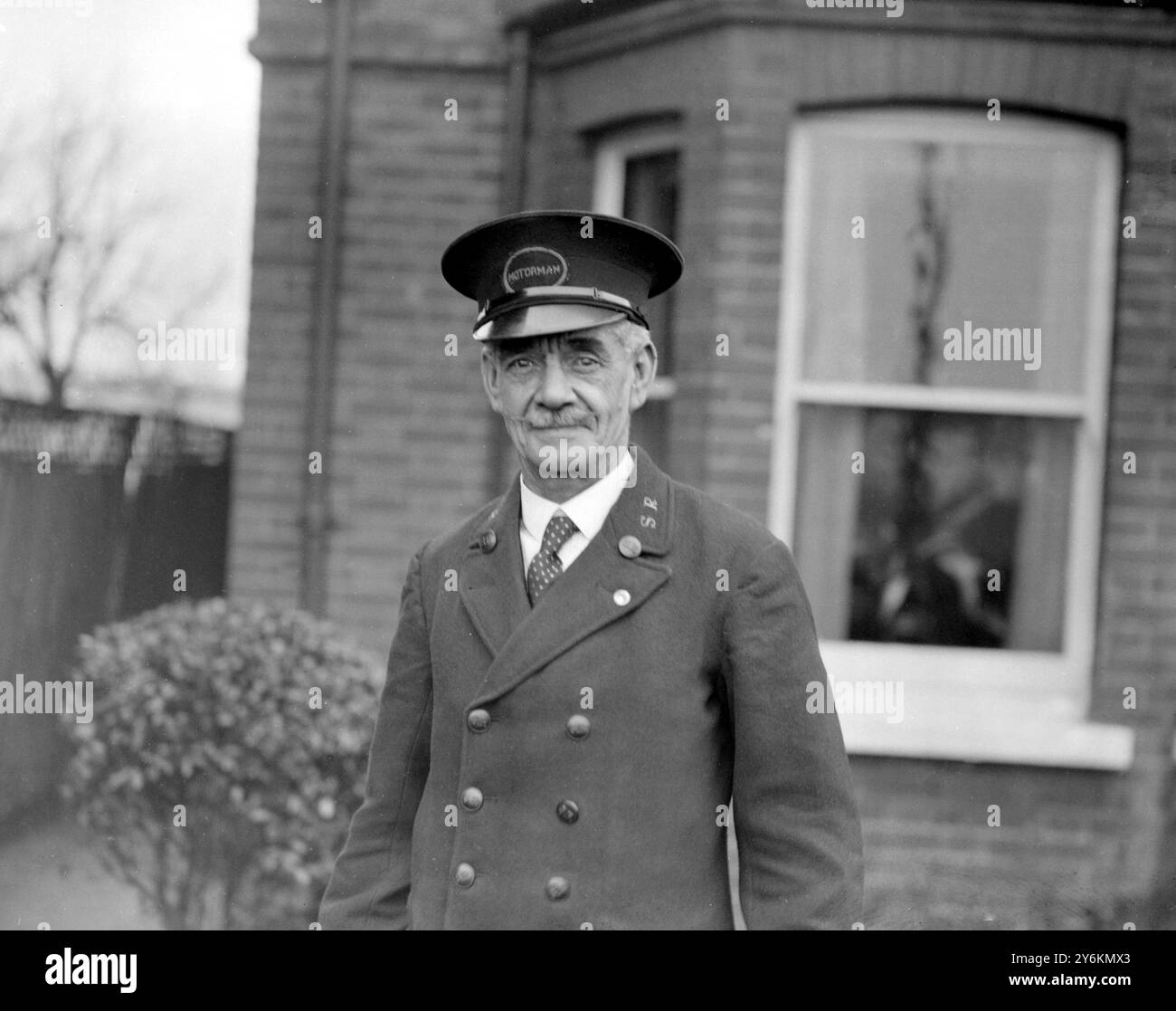 Herr F. Kimmins, J. P, ein Elektrozugführer der Southern Railway, der zum stellvertretenden Vorsitzenden der Epsom Magistrates gewählt wurde. 13. Januar 1930 Stockfoto