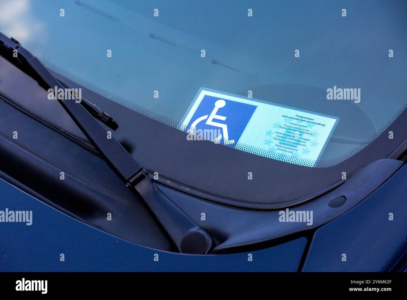 Parkausweis für Personen mit eingeschränkter Mobilität Stockfoto