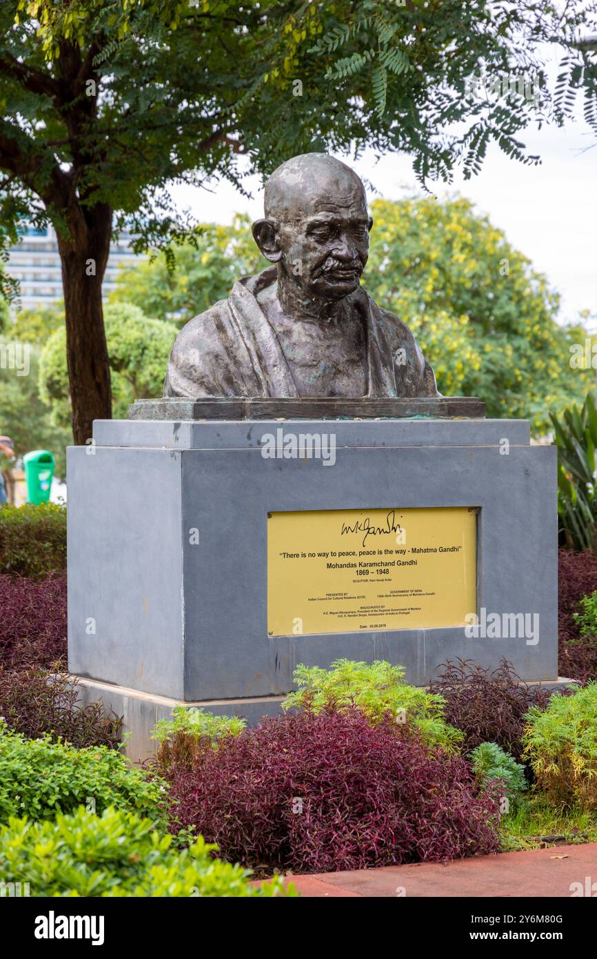 Portugal, Madeira, Funchal. Mahatma Gandhi Statue Stockfoto