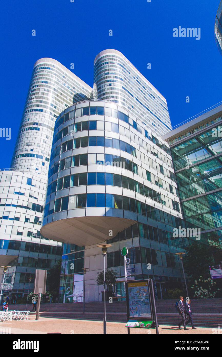 Frankreich, Ile-de-France, Paris, La Defense, Courbevoie, Coeur Defense Tower Stockfoto