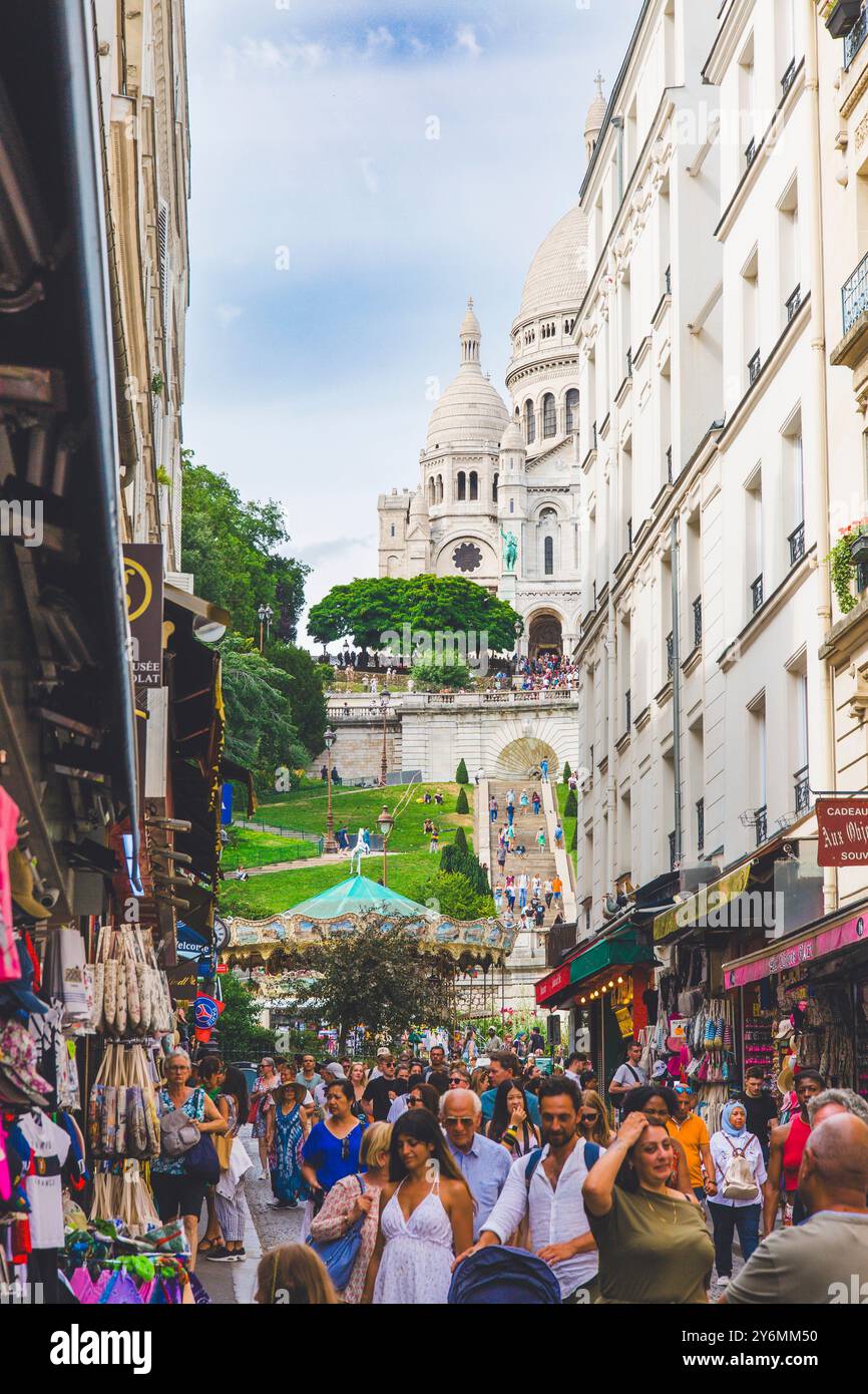 Frankreich, Ile-de-France, Paris, kleine Touristenströme in der Rue de Steinkerque Stockfoto