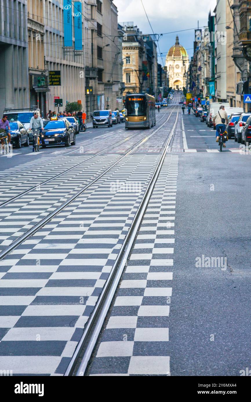 Belgien, Brüssel, Rue Royale, Straßenbahn Stockfoto