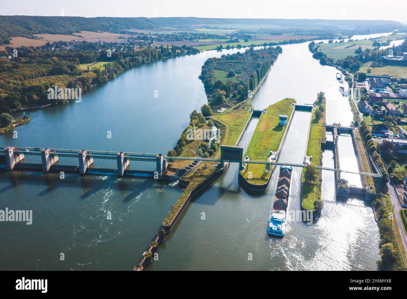 Frankreich, Normandie, Eure, Gaillon, Notre-Dame-de-la-Garenne Schleusen, Barrage de Port-Mort Stockfoto