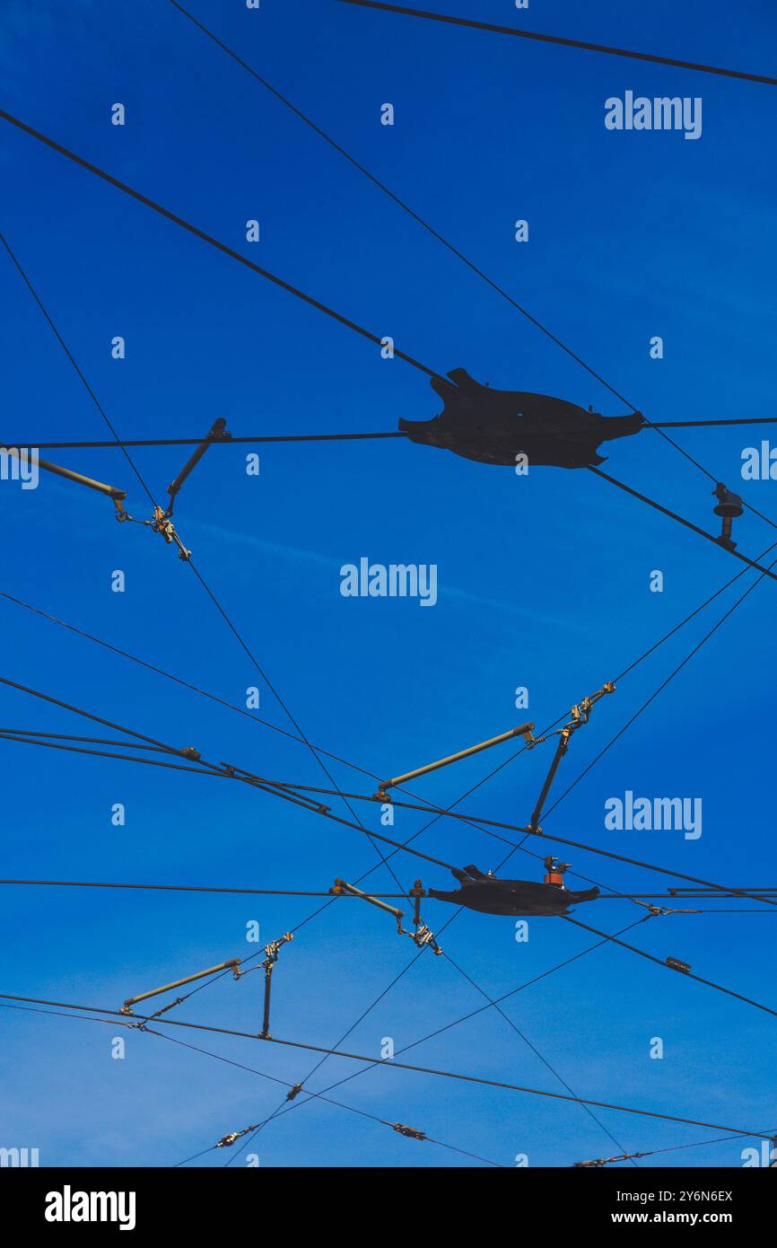 Belgien, Brüssel, Saint-Gilles, die Straßenbahnkabel Stockfoto