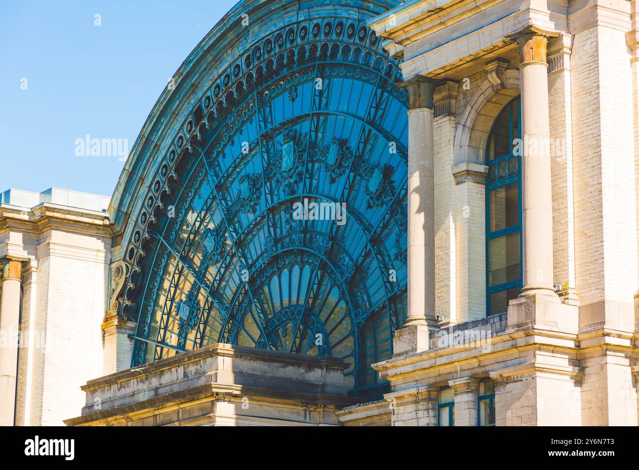 Belgien, Brüssel, Park zum fünfzigsten Jahrestag, Königliches Museum der Armee und Militärgeschichte Stockfoto