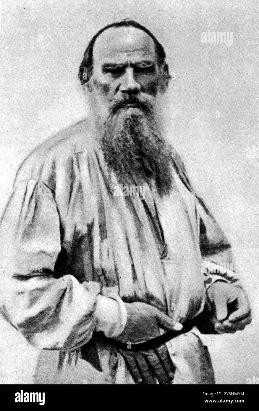 Graf Leo Tolstoi 1828 in Jasnaja Polyana geboren und 1910 in Astapovo gestorben ©2004 Topfoto Tolstoi, Leo Nikolajewitsch, Graf (auch Lew Nikolajewitsch Tolstoi) russischer Mystiker und Schriftsteller; schrieb Romane 'Krieg und Frieden' 1866, 'Anna Karenina' 1874, Geschichten 'der Tod von Iwan Iljitsch' 1886, 'Meister und Mensch' 1894, 'Auferstehung' 1900  1828-1910 Stockfoto