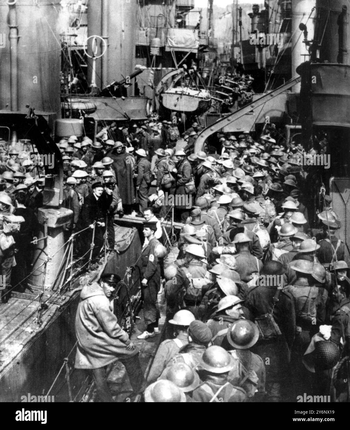 Nach der Evakuierung von Dünkirchen treffen britische Truppen wieder in England ein. Juni 1940 © TopFoto Stockfoto