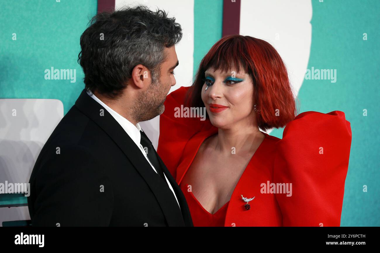 London, Großbritannien. September 2024. Michael Polansky und Lady Gaga nehmen an der britischen Premiere von „Joker Folie à Deux“ auf dem Cineworld Leicester Square in London Teil. Quelle: SOPA Images Limited/Alamy Live News Stockfoto