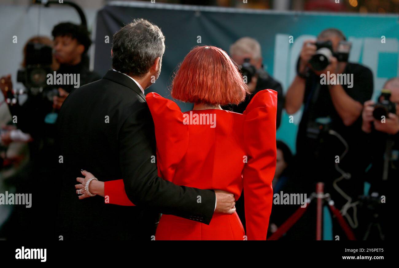 London, Großbritannien. September 2024. Michael Polansky und Lady Gaga nehmen an der britischen Premiere von „Joker Folie à Deux“ auf dem Cineworld Leicester Square in London Teil. (Foto: Fred Duval/SOPA Images/SIPA USA) Credit: SIPA USA/Alamy Live News Stockfoto