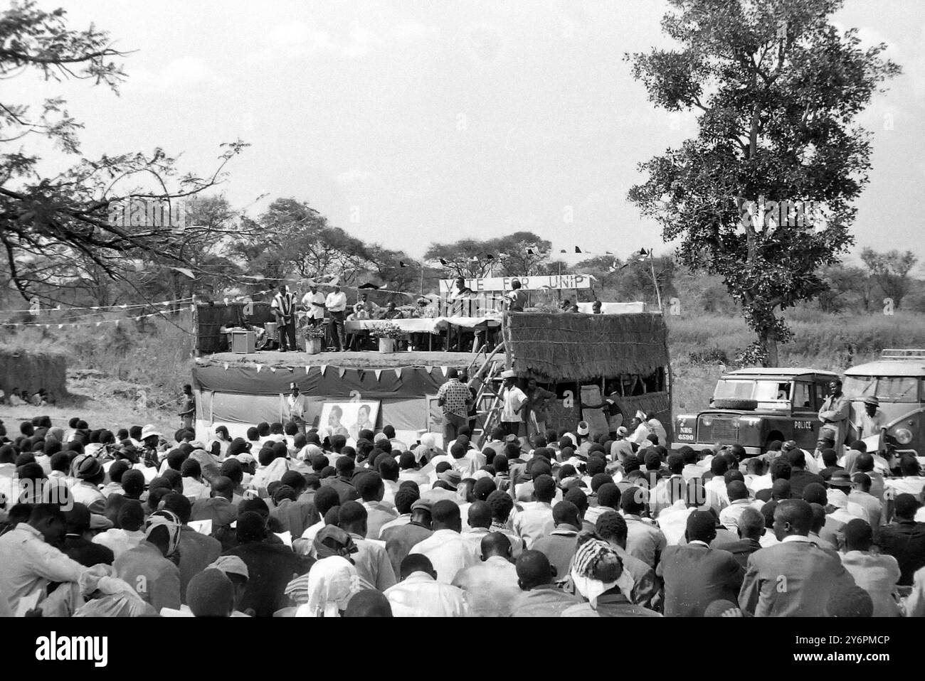 KENNETH KAUNDA BEI PARTEITREFFEN IN NORDRHODESIEN / ; 8. AUGUST 1962 Stockfoto