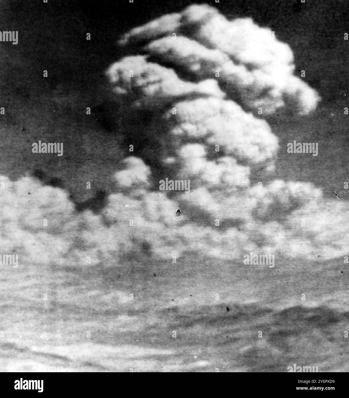 BOMB NEVADA DESERT UNDERGROUND WASSERSTOFFBOMBE EXPLOSION AM 6. JULI 1962 Stockfoto