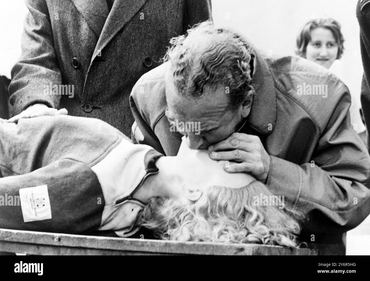 ERNEST MARPLES KÜNSTLICHE BEATMUNG / ; 22. MAI 1962 Stockfoto