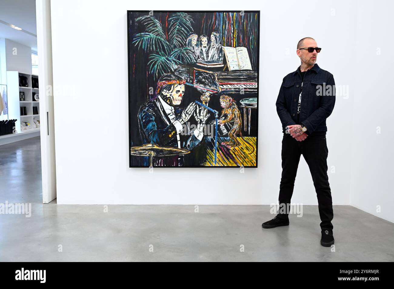 Damien Hirsts Newport Street Gallery zeigt eine Ausstellung von 89 nie zuvor ausgestellten Gemälden des amerikanischen Künstlers Wes lang. Es ist die erste Ausstellung des gefeierten Künstlers in Großbritannien. Stockfoto