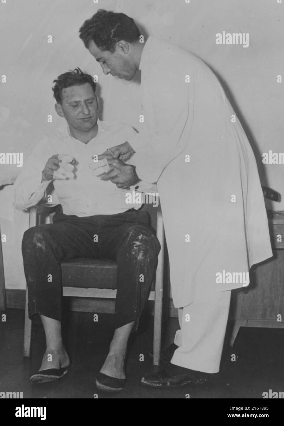 KEDAR PAUL J. ÜBERLEBENDER CATAZARO TRAINCRASH / 23. DEZEMBER 1961 Stockfoto