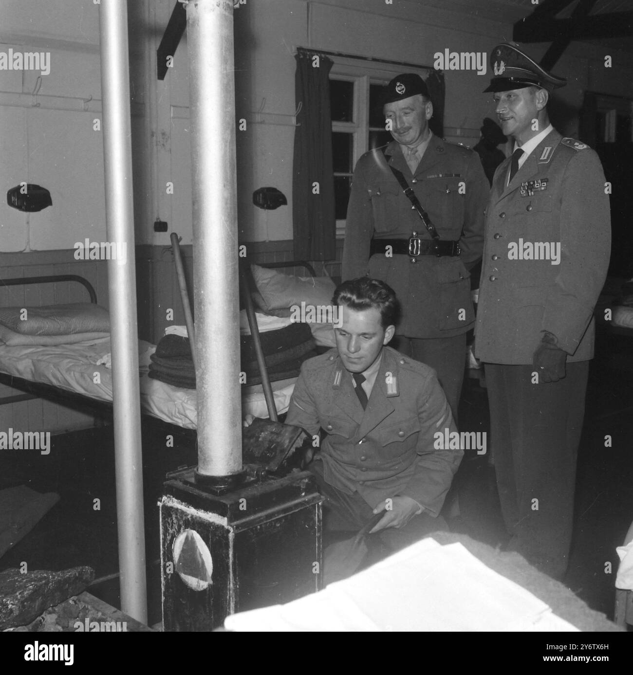 DEUTSCHE PANZERTRUPPEN IN WALES - KORTE PETER KRAUS VON + ROBINSON / 26. AUGUST 1961 Stockfoto