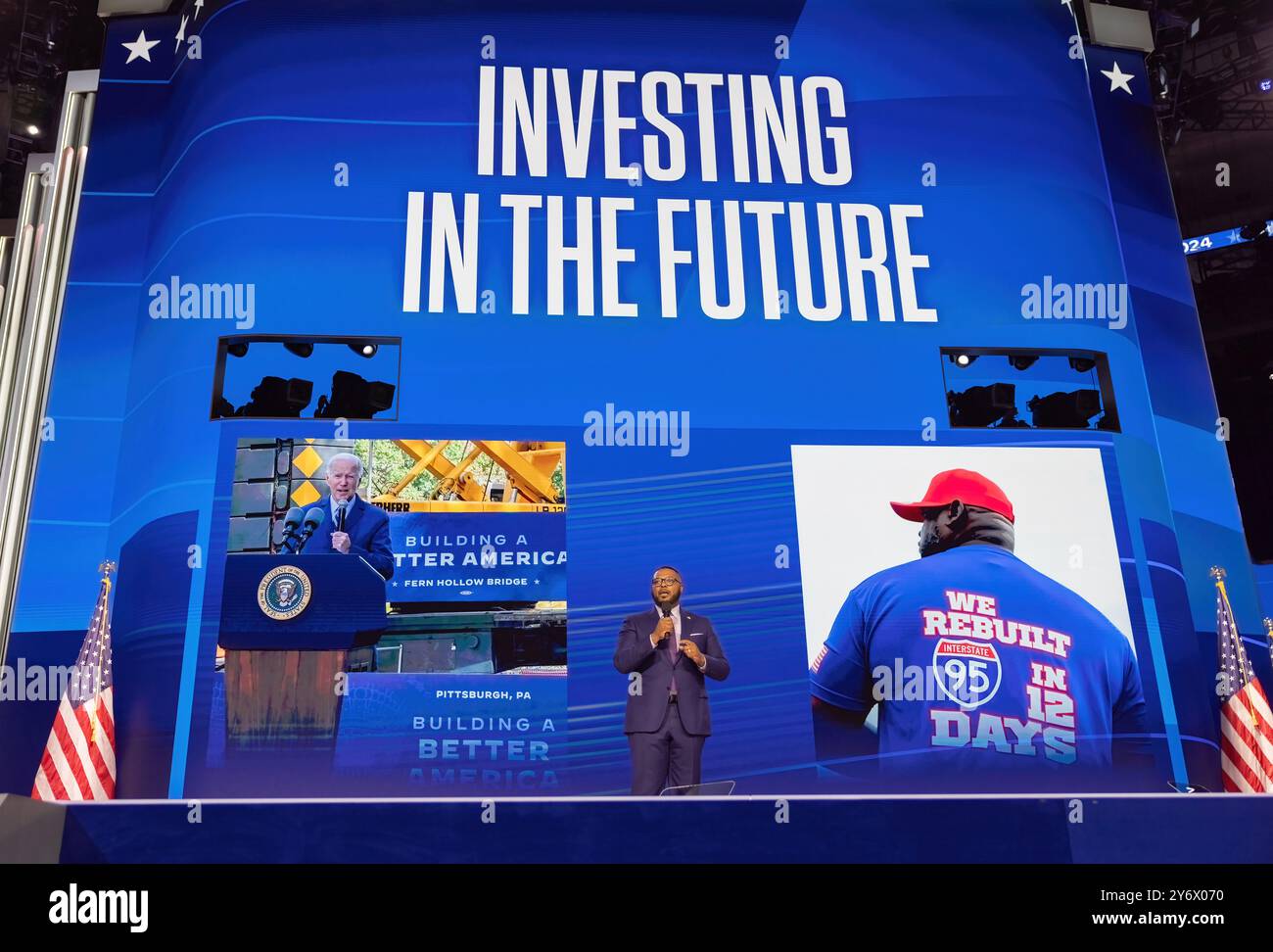 CHICAGO, Illinois – 19. August 2024: Lt. Gouverneur Austin Davis (D-PA) spricht im United Center in Chicago über die Demokratische Nationalversammlung 2024. Stockfoto