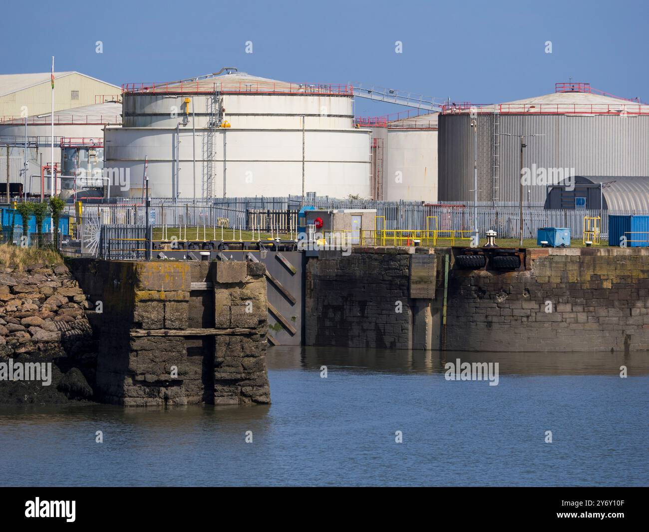 ABP's Port of Cardiff, Oil Storage, Cardiff Bay, Cardiff, Wales, GROSSBRITANNIEN, GB. Stockfoto