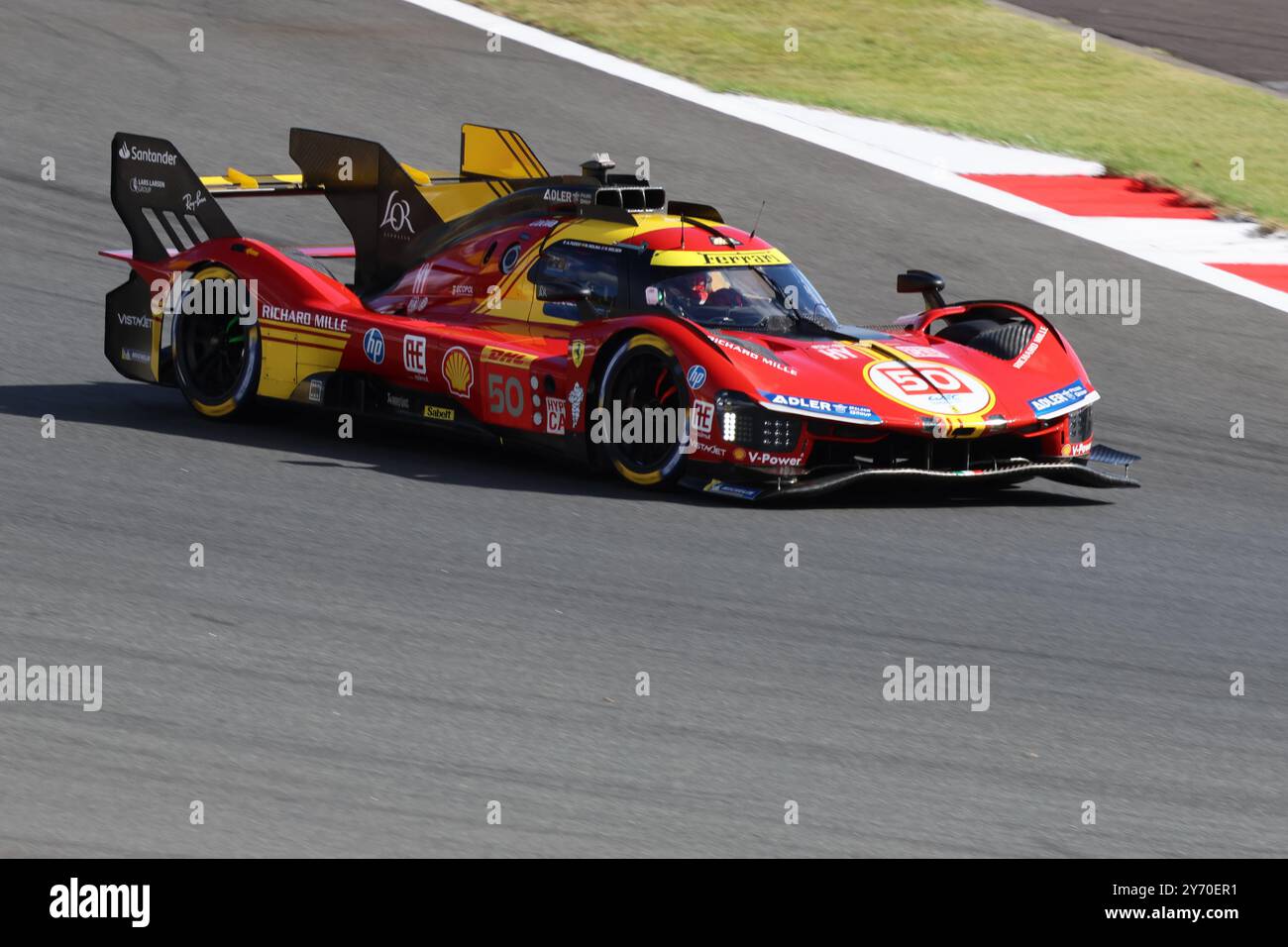 Ferrari 499P Nummer 50 Antonio Fuoco Miguel Molina und Nicklas Nielsen die Gewinner von Le Mans Stockfoto