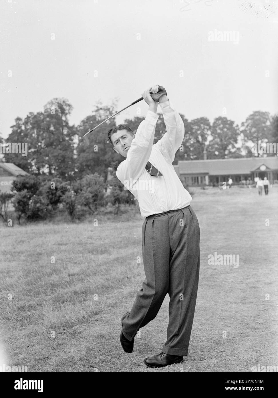 WALKER CUP-SPIELER wurde als die größte Golferfindung in den letzten 20 Jahren gepriesen, J.. Bruen (County Cork) ist ein prominentes Mitglied des britischen Walker Cup Teams, das in den Vereinigten Staaten die Amerikaner in Winged Foot in New York traf. Mit 29 Jahren wurde er mit 16 Jungen Champion, mit 17 gewann er die irische Meisterschaft, mit 18 war er irischer Open Champion und mit 19 war er der führende Amateur bei den britischen Open. 1946 gewann er den britischen Amateurtitel. August 1949 Stockfoto