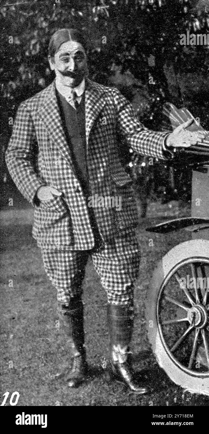 Mr Harry Tate in " Motoring " Royal Variety Performance " die große Varieté-Unterhaltung " Command " im Palace Theatre vor dem König und der Königin und Mitgliedern der königlichen Familie am 1 . Juli 1912 . Stockfoto