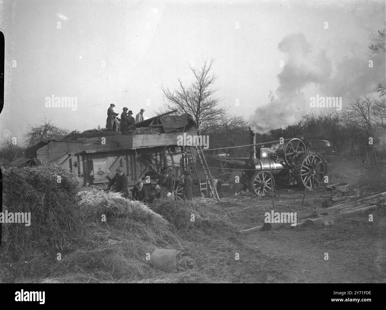 Eine Dampfdreschmaschine 1944Aveling and Porter Traction Engine 1899 KE6281 – Einzylinder Klasse A8 im Besitz von George Gates aus Dartford 1924-1948 Stockfoto