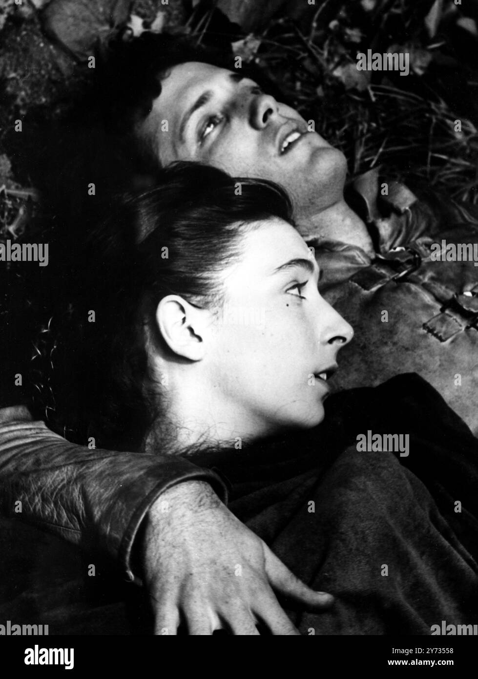 Die 17-jährige Tochter des Regisseurs John Huston , Anjelica Huston , gibt ein Kinodebüt gegenüber Assaf Dayan ,22 , Sohn des israelischen Verteidigungsministers Moshe Dayan in dem Film " A Walk with Love and Death " , Streitweissen , Österreich 18 September 1968 Stockfoto