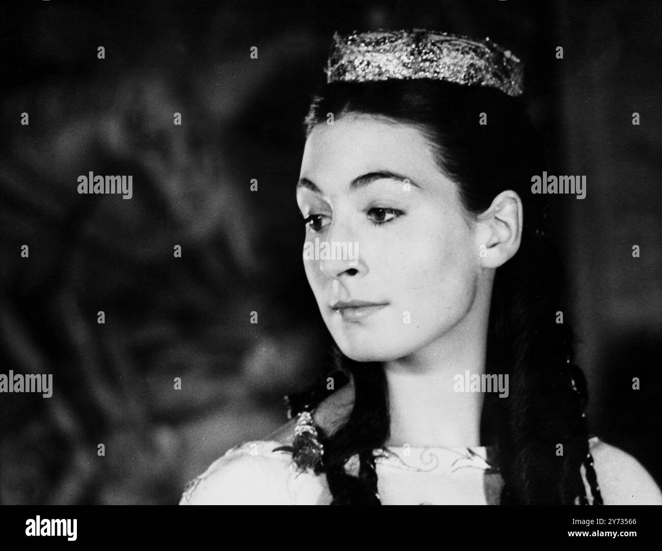 Die 17-jährige Tochter des Regisseurs John Huston , Anjelica Huston , ist in ihrer Hauptrolle in dem Film ihres Vaters " A Walk with Love and Death " am 18. September 1968 zu sehen Stockfoto