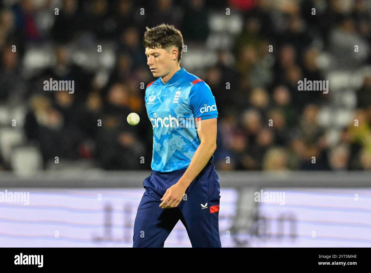 Matthew POTTS of England während der Third Metro Bank One Day International England vs Australia at Lords, London, Großbritannien, 27. September 2024 (Foto: Mark Dunn/News Images) Stockfoto