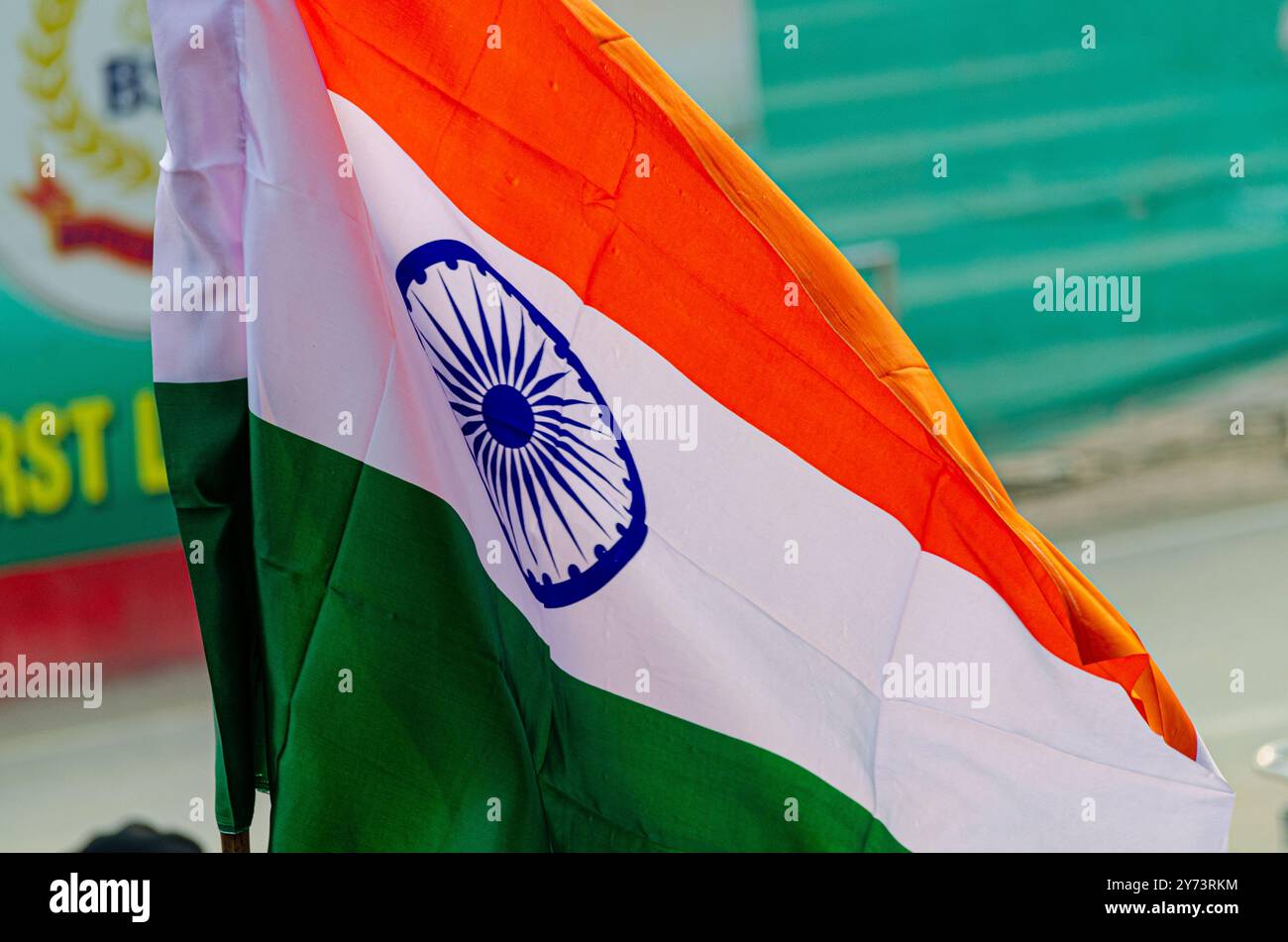Indische Flagge bei Attari-Wagah Grenzzeremonie, Punjab Stockfoto