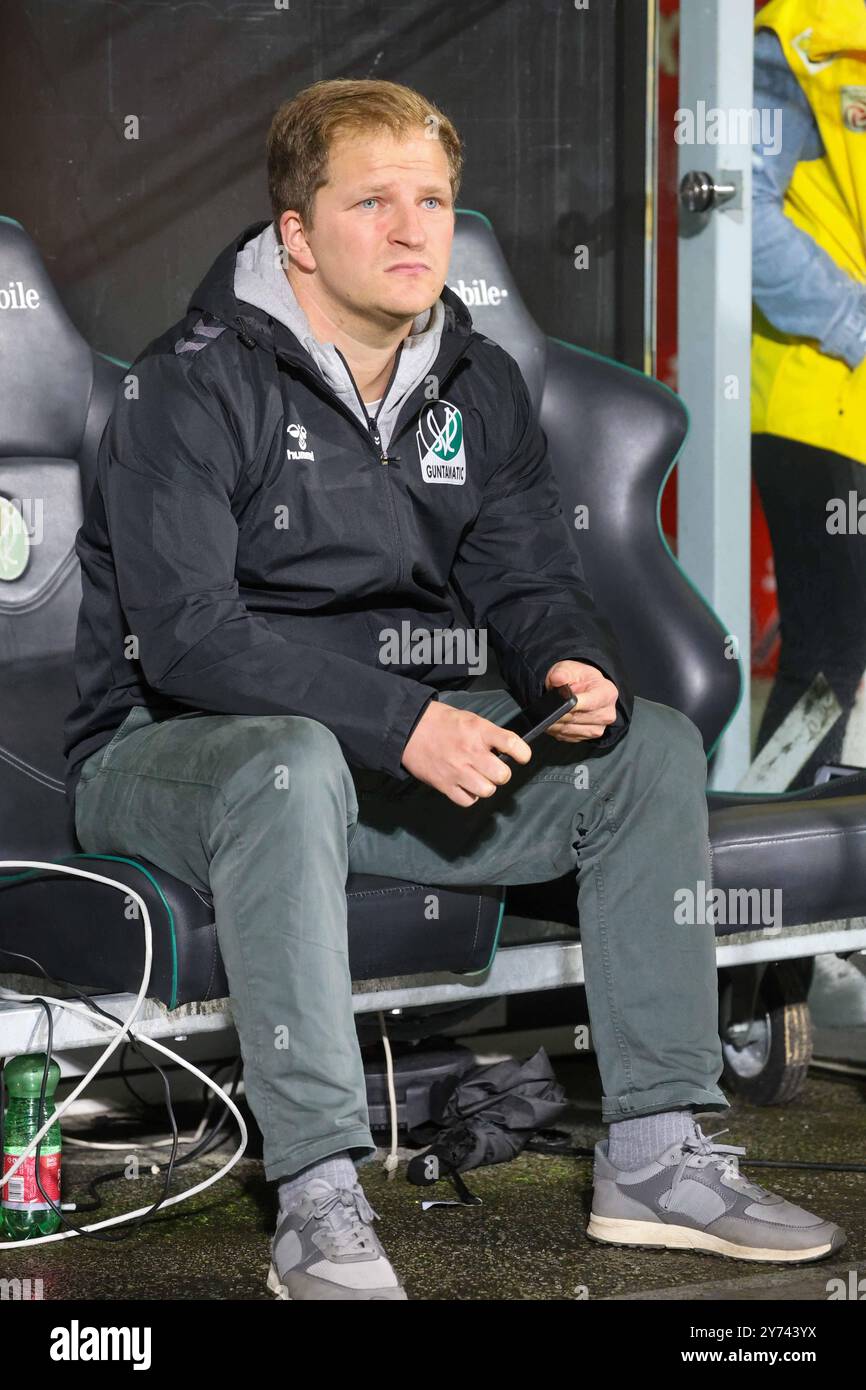 27.09.2024, Ried im Innkreis, AUT, unterwegs in Oberösterreich, SV Guntamatic Ried - SK Rapid II, Österreichische Fußball-Bundesliga, ADMIRAL 2. Liga, 8. Runde, im Bild Wolfgang Fiala, Sportdirektor, Ried, *** 27 09 2024, Ried im Innkreis, AUT, auf der Straße in Oberösterreich, SV Guntamatic Ried SK Rapid II, Österreichische Fußballliga, ADMIRAL 2 Liga, 8 Runden, im Bild Wolfgang Fiala, Sportdirektor, Ried, Stockfoto