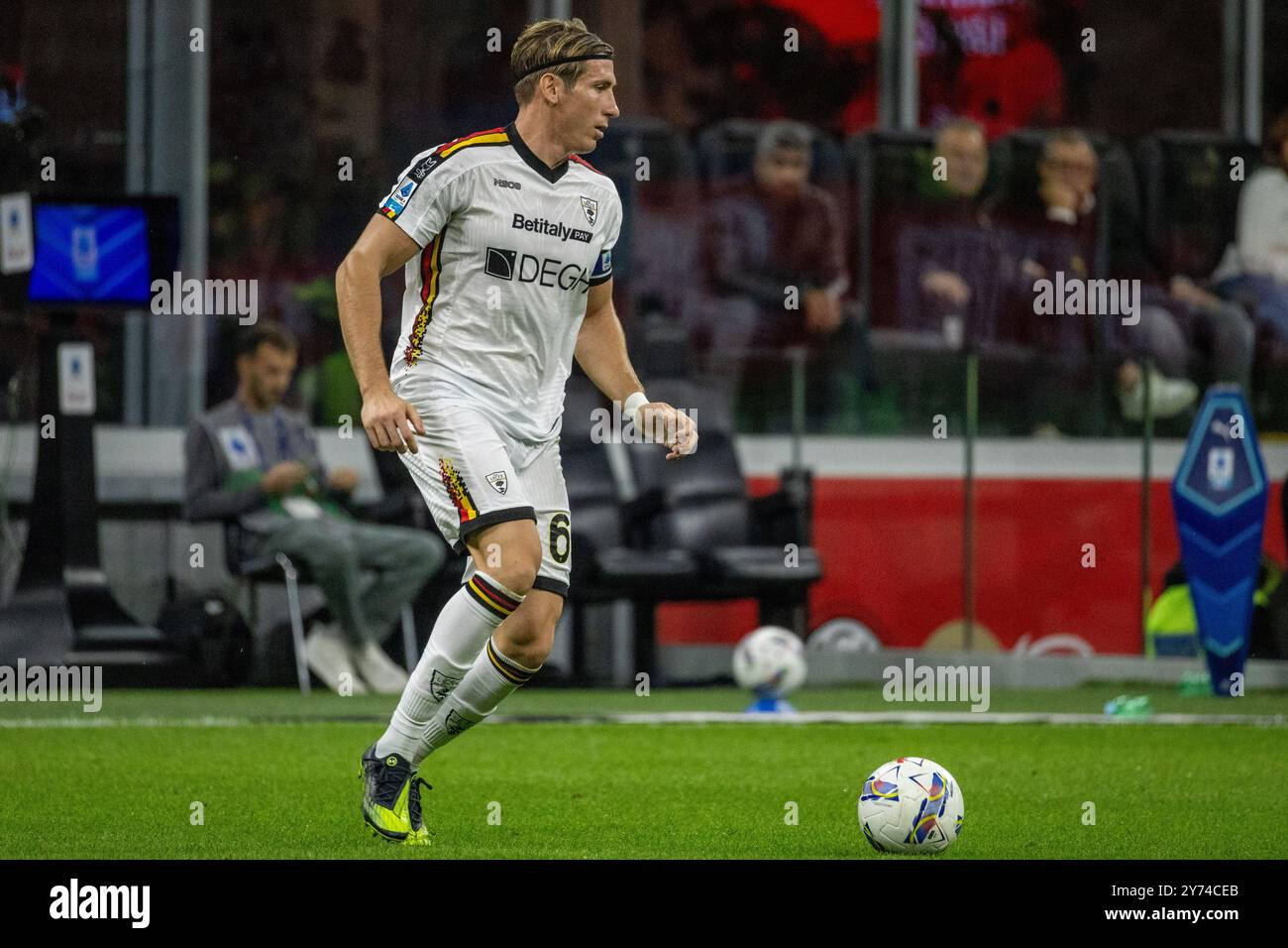 Mailand, Italien - 27. september 2024 - Mailand-Lecce Serie A - federico baschirotto lecce Credit: Kines Milano/Alamy Live News Stockfoto