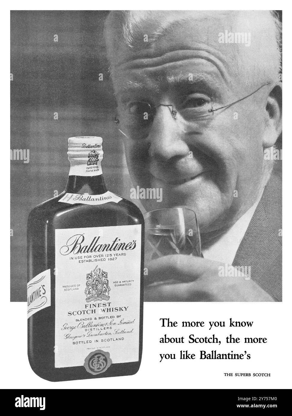 1959 britische Werbung für Ballantine's Blended Scotch Whisky. Stockfoto