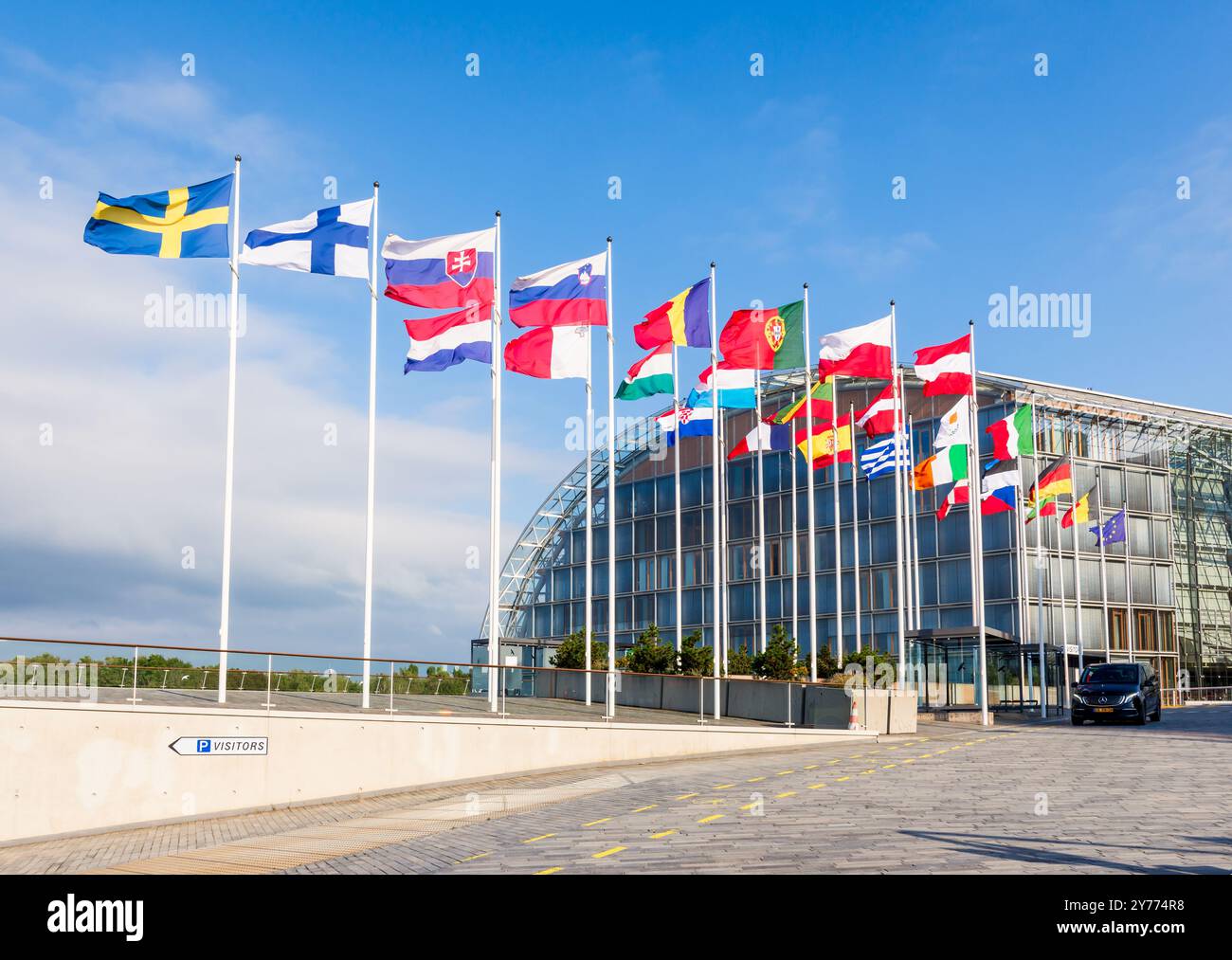 Sitz der Europäischen Investitionsbank (EIB), der Investitionsbank der Europäischen Union, im Stadtteil Kirchberg in Luxemburg-Stadt. Stockfoto
