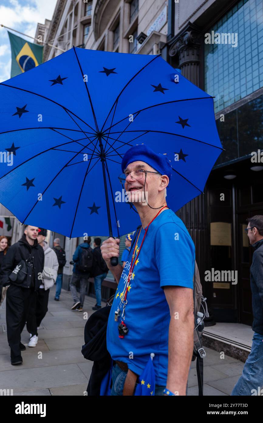 London, Großbritannien. 28. SEP, 2024 Dies war der dritte jährliche märz, in dem die Aufmerksamkeit auf die Auswirkungen des Brexits gelenkt und für eine Rückkehr in die EU plädiert wurde. Aubrey Fagon/Alamy Live News Stockfoto