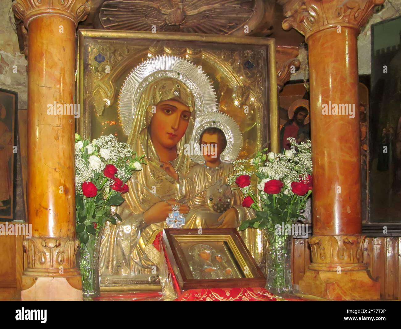 Inneres Fragment der Grabkirche der Heiligen Maria im Kidron-Tal am Fuße des Ölbergs in Jerusalem Israel. Der mirac Stockfoto