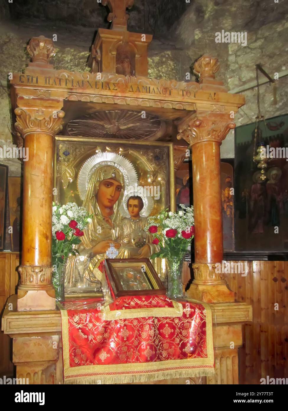 Inneres Fragment der Grabkirche der Heiligen Maria im Kidron-Tal am Fuße des Ölbergs in Jerusalem Israel. Der mirac Stockfoto