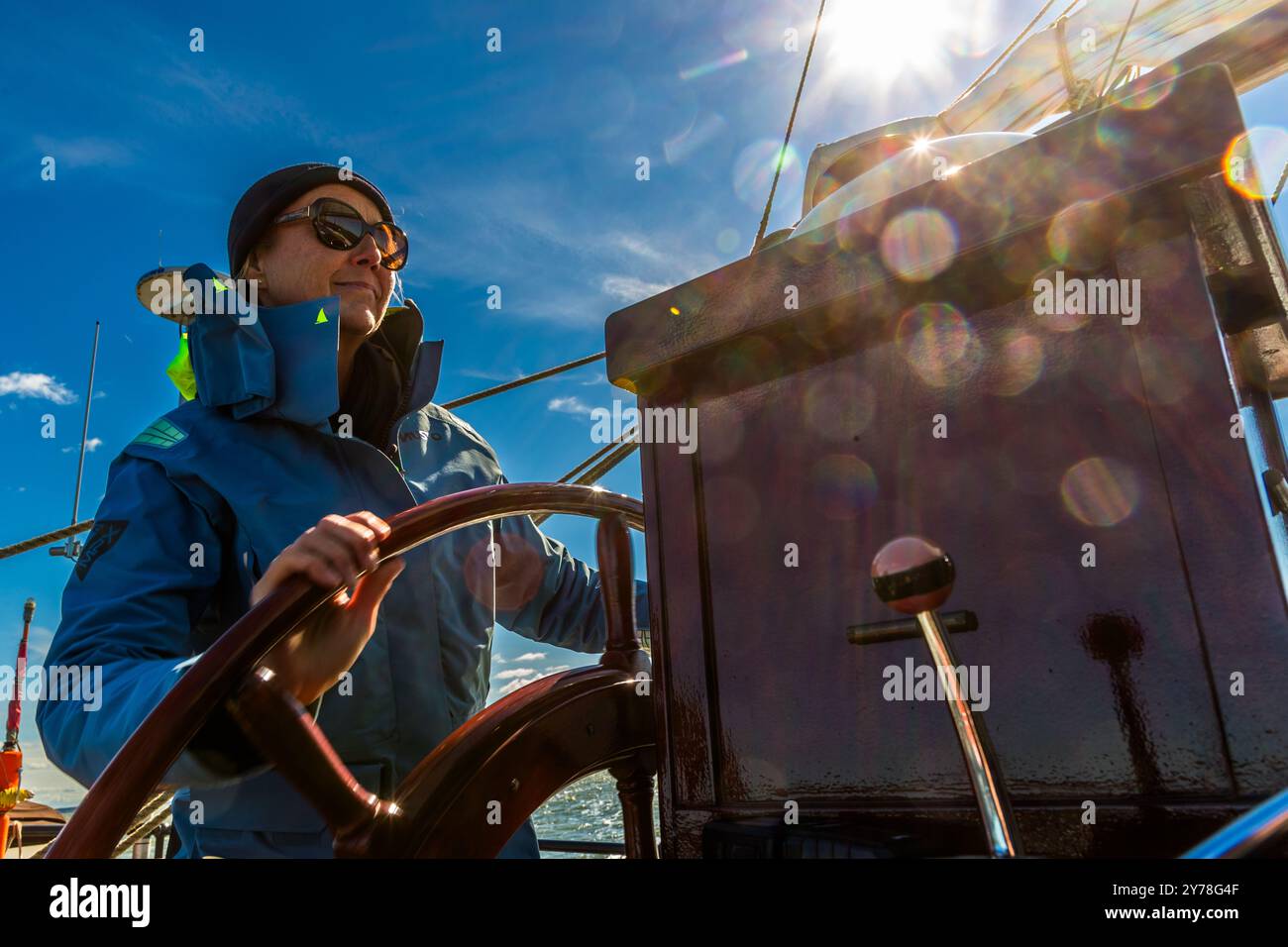 Segelschiff „Weisse Düne“ unter dem Kommando von Kapitän Jane Bothe. Küstengewässer einschließlich Anteil am Festlandsockel, Mecklenburg-Vorpommern, Deutschland Stockfoto