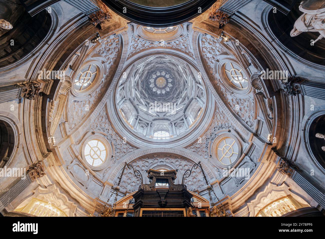 Turin Italien. 5. September 2022 die Guarini-Kapelle, auch bekannt als „Grabtuch“-Kapelle, beherbergte das Heilige Grabtuch bis zum Jahr 1996, als ein Feuer es zerstörte. Stockfoto