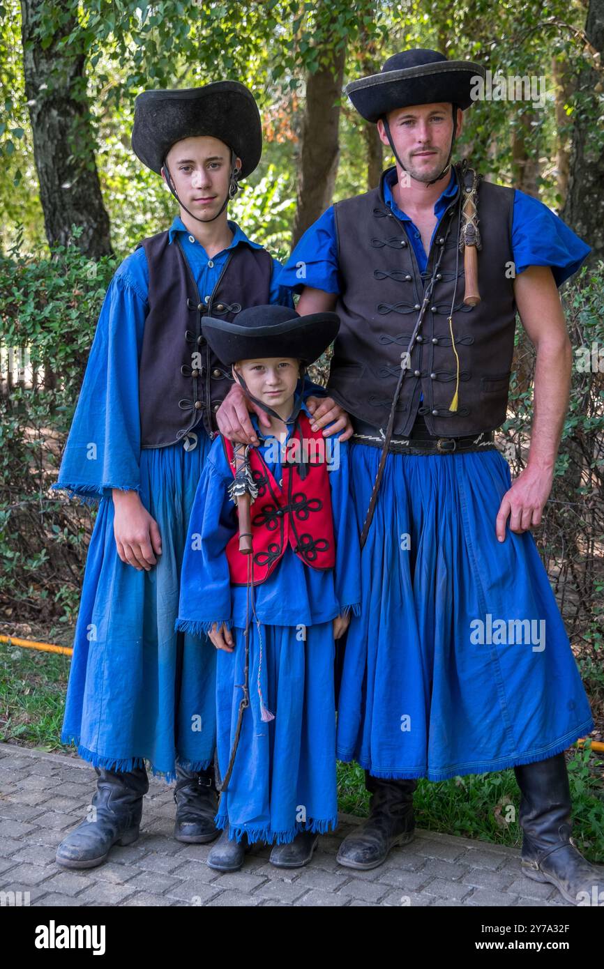 Eine Familie von Cowboys auf einer Farm in der Puszta-Ebene Stockfoto
