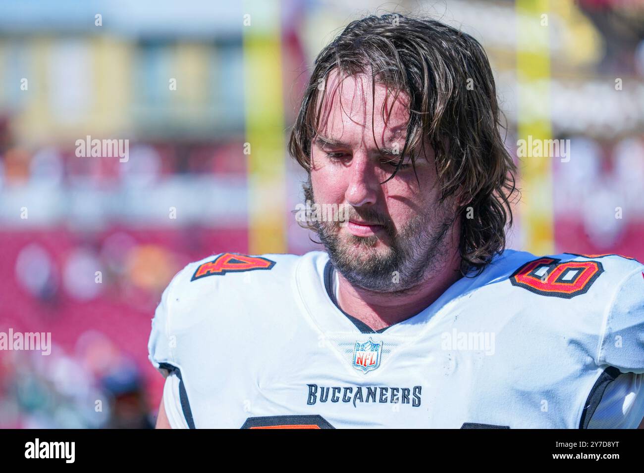 Tampa Bay, Florida, USA, 29. September 2024, Tampa Bay Buccaneers Spieler Royce Newman #64 im Raymond James Stadium. (Foto: Marty Jean-Louis/Alamy Live News Stockfoto