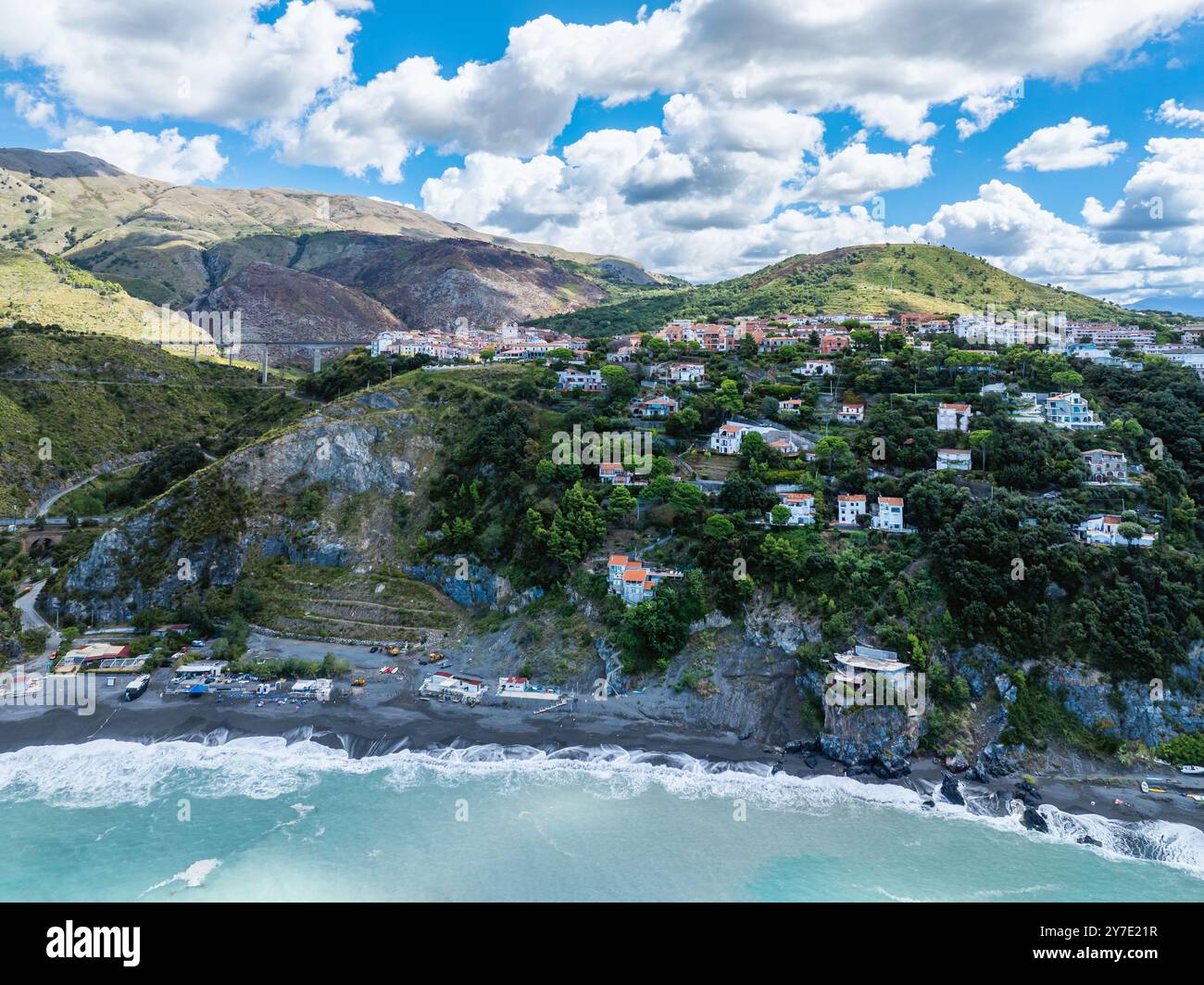 Crawford Beach Marinella aus einer Drohne, San Nicola Arcella, Cosenza, Kalabrien, Italien Stockfoto