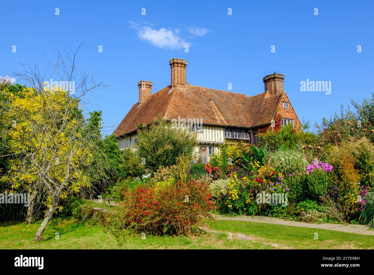 Great Dixter House and Gardens im Herbst, East Sussex, Großbritannien Stockfoto