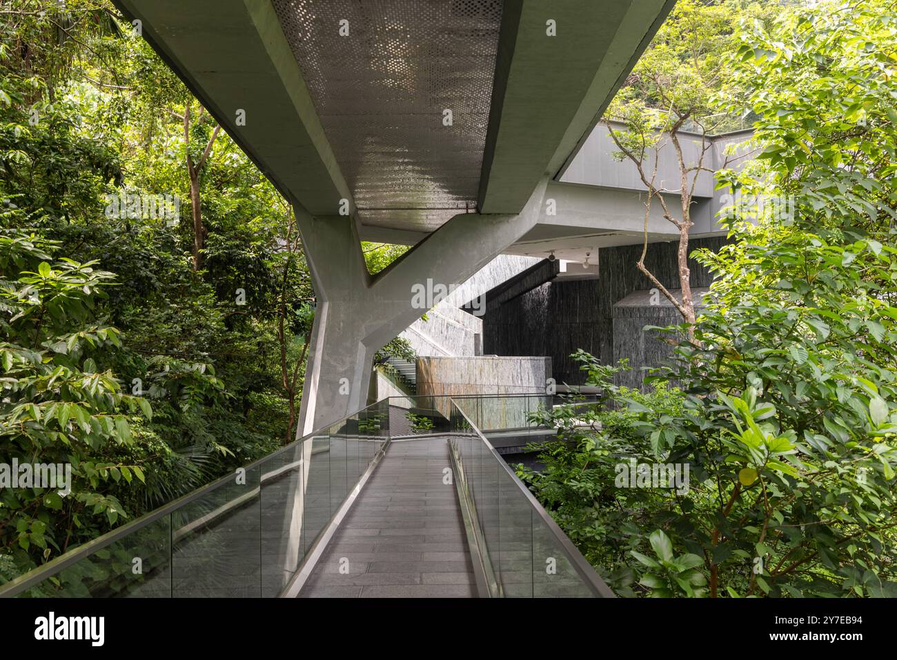 Die Asia Society Hongkong, Freiluftgang des Museums Stockfoto