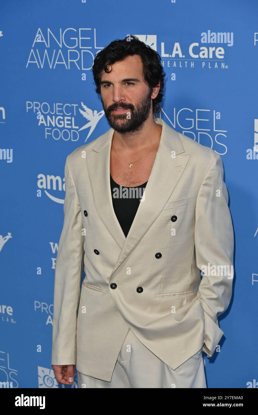 Los Angeles, USA – 28. September 2024: Juan Pablo Di Pace nimmt an den Angel Awards 2024 von Project Angel Food Teil. Stockfoto