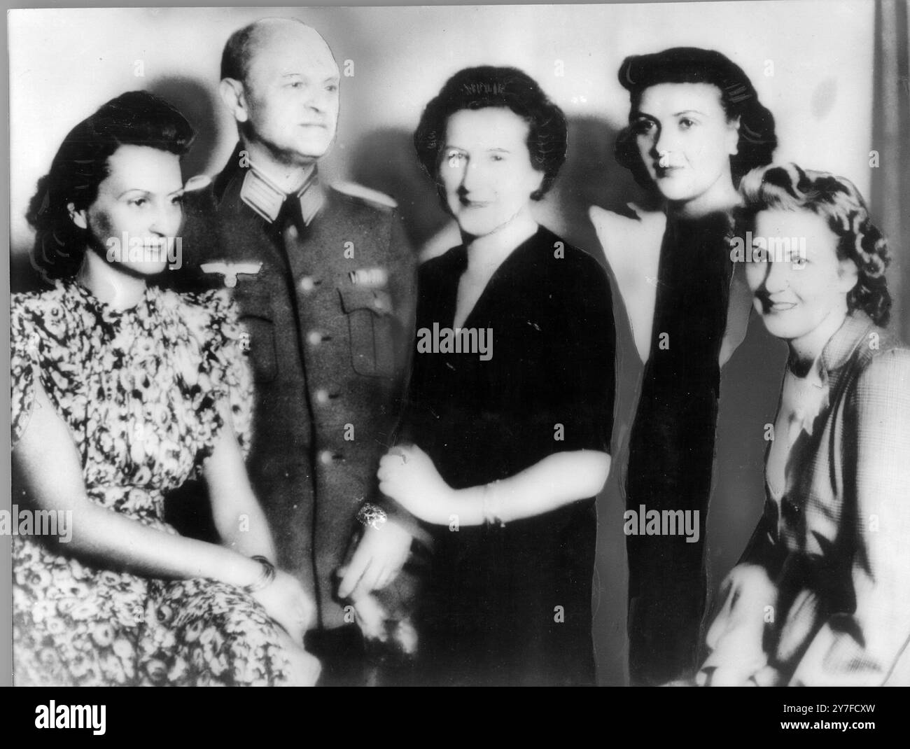 Eva Braun mit ihren Eltern und Schwestern Stockfoto